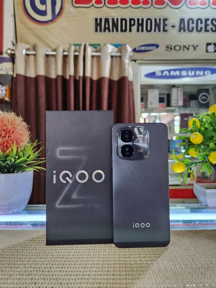 Iqoo Z9X 5G Ram 8+8Gb/ 128Gb Fullset Mulus Ori 100% Like New Bergarans