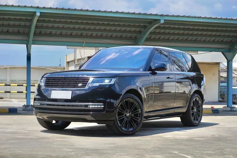 Land Rover Vogue P400 First Edition ATPM 2022 / 2023 Year End Promo