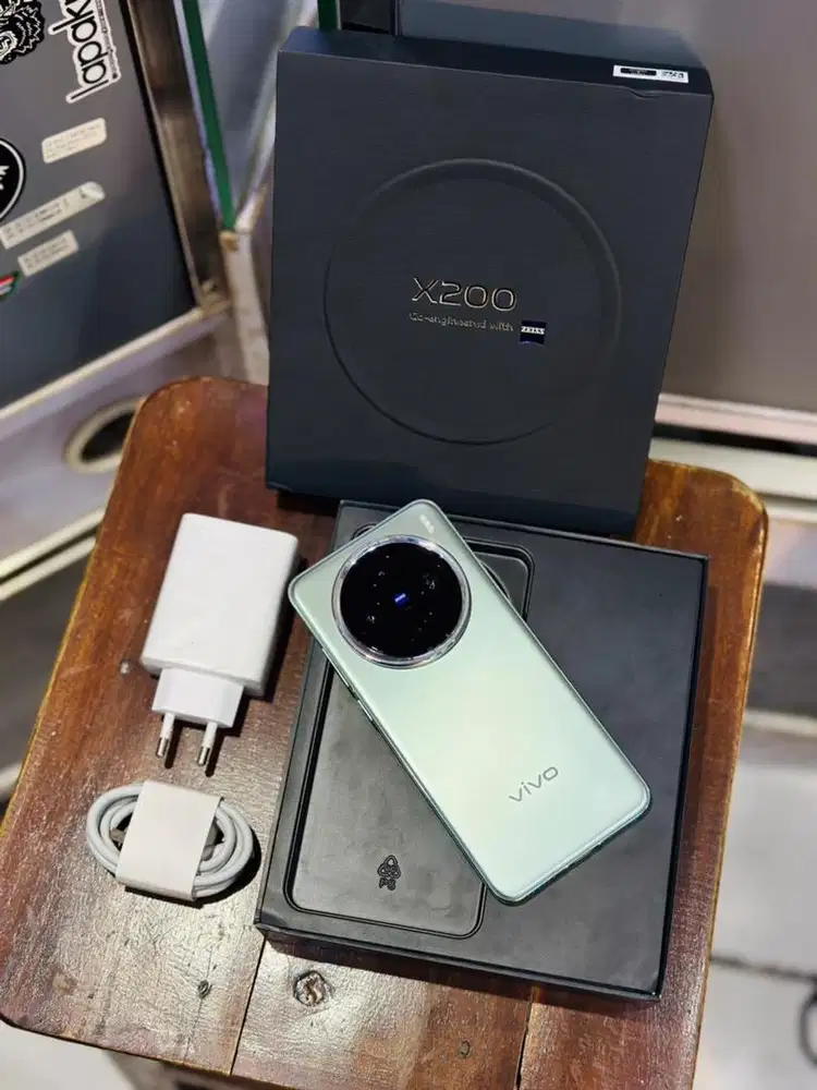 Vivo x200 12/256 mulus garansi on september 2026