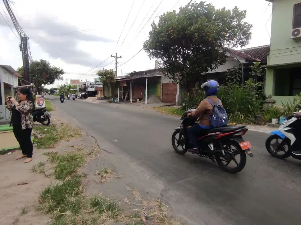 7 Menit RSPAU Hardjolukito, Tanah Jogja Timur SHM Sleman