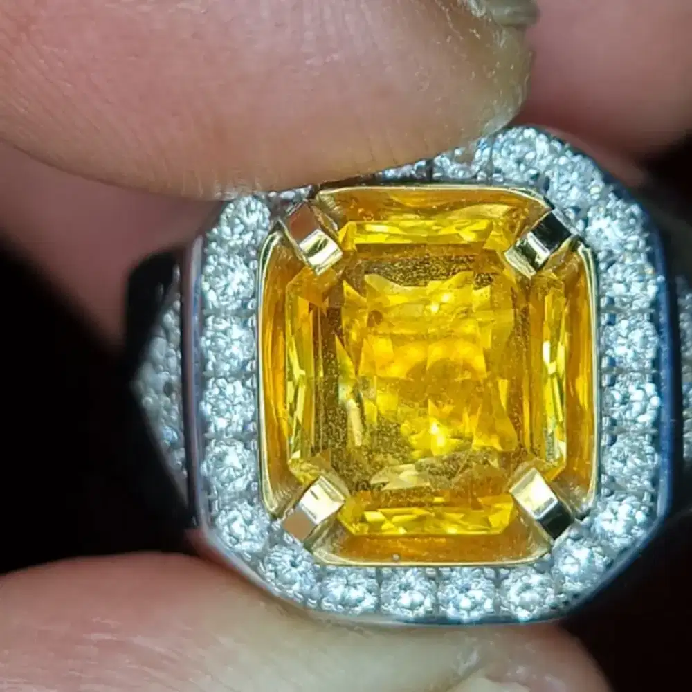 Nego , Permata Yellow Sapphire