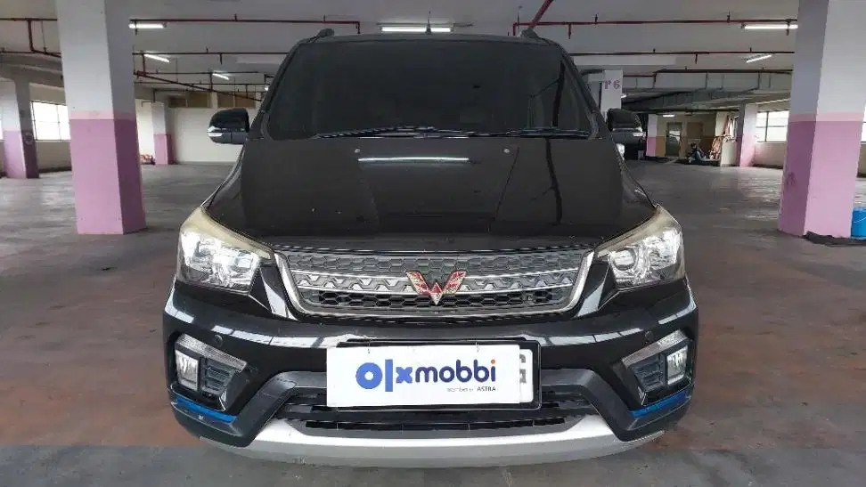 TDP 5,JT Wuling Confero S 1.5 L Bensin-MT Hitam 2018