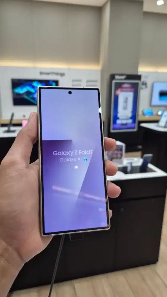 Promo Samsung Fold 7 - Samsung Store Queen City Mall