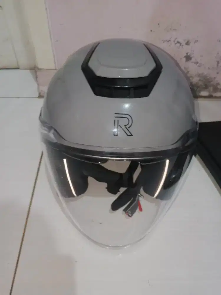 Jual Cepat Helm R-Six Revolt-x like new