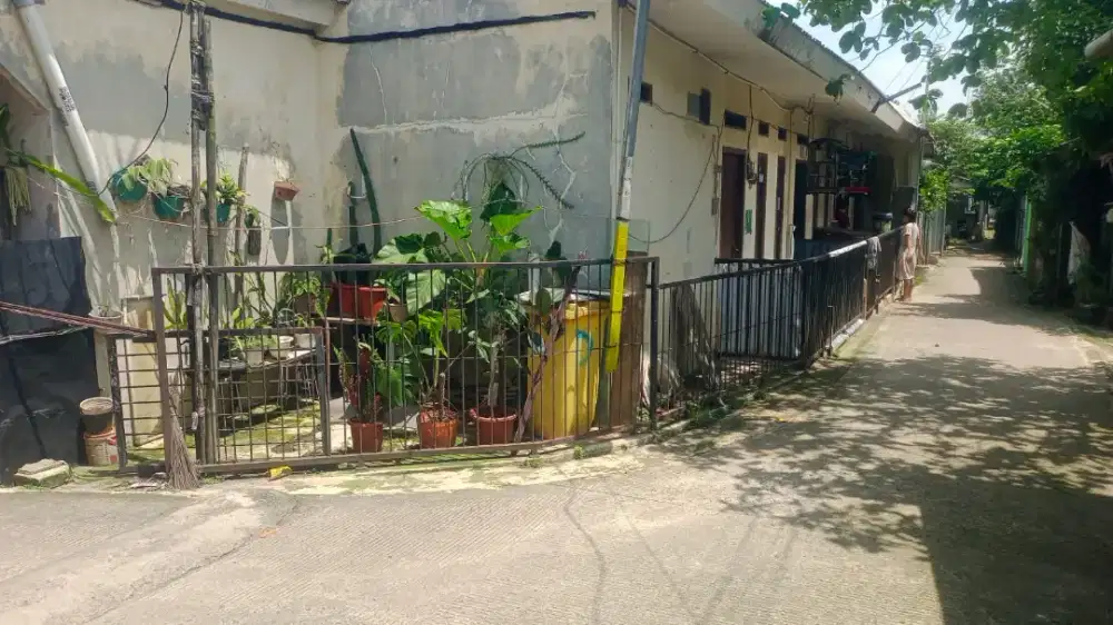 Kontrakan dijual 4pintu (325jt)akses mobil Cilodong Depok