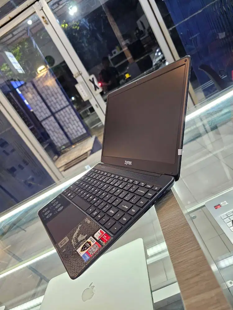 Laptop Baru ex Display Design