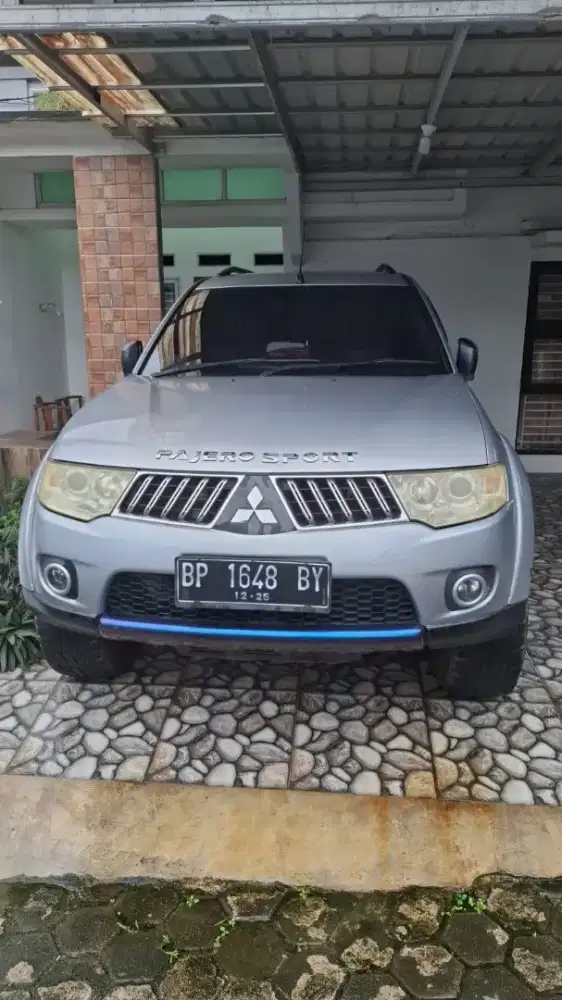 Mitsubishi Pajero exceed 4x2 (2009)