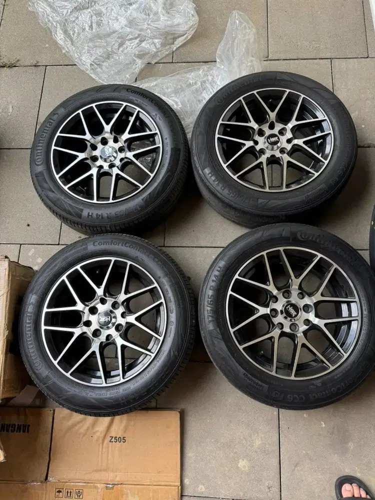 Velg HSR Ring 14 Plus Ban Continental CC6