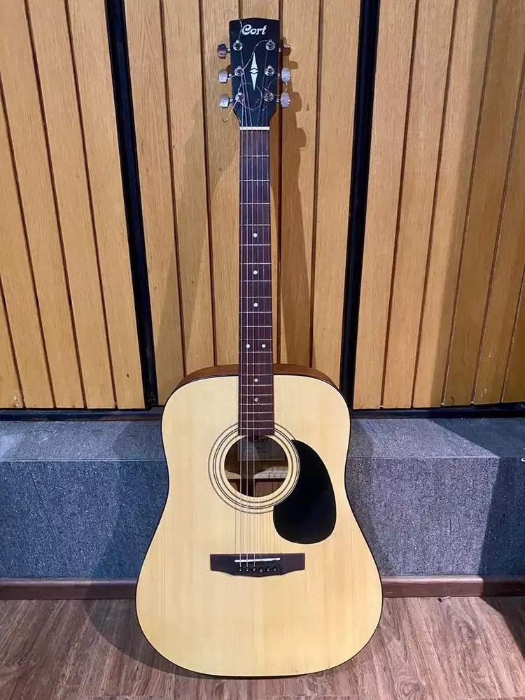 Dijual Cepat Gitar Akustik Cort