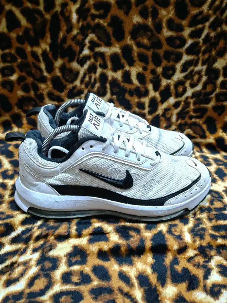 Sepatu Nike air max AP