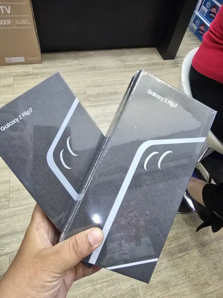 SAMSUNG ZFLIP 7 256GB KREDIT BUNGA RINGAN