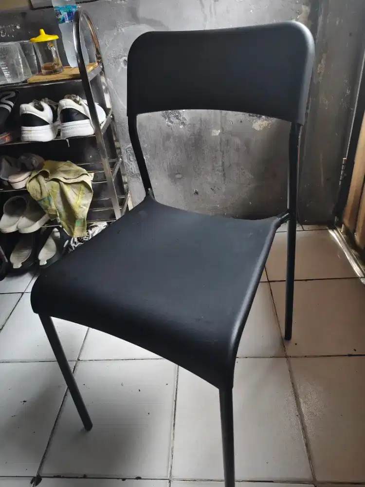 Bangku plastic merk soleil 4 buah