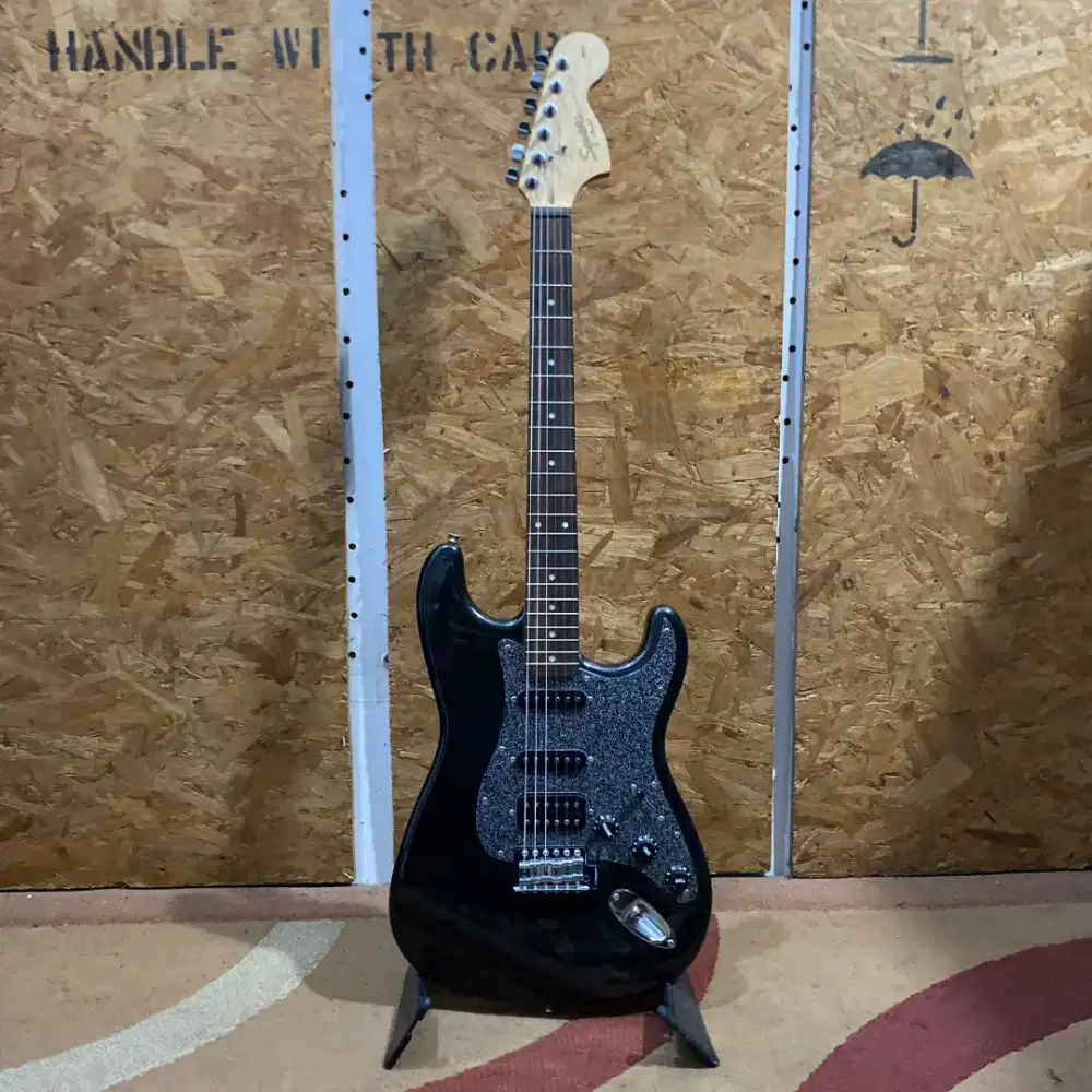 gitar Elektrik SQUIER STRAT AFFINITY HSS ORIGINAL FENDER