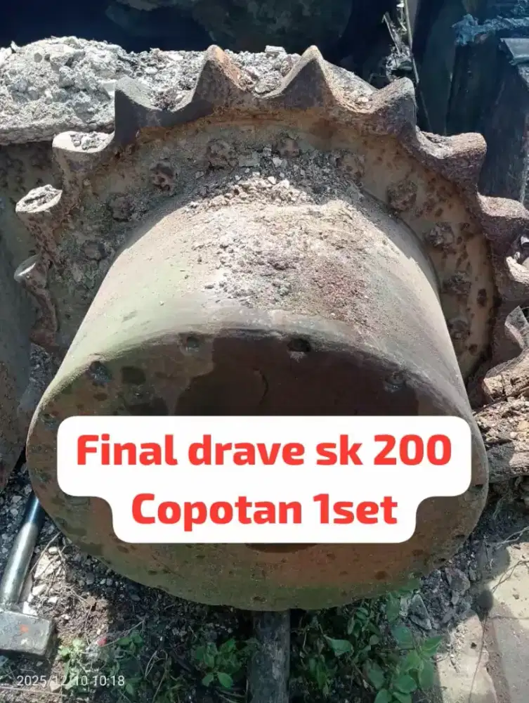 Final drave excavator