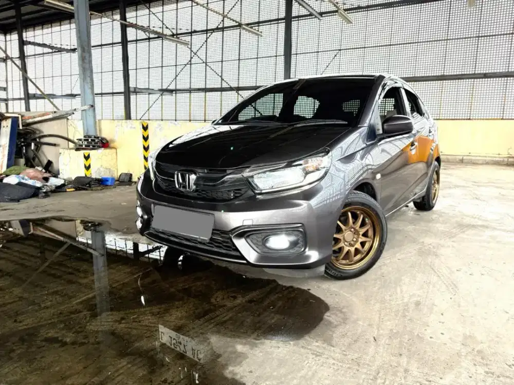 Honda Brio E CVT AT 2021 Low km