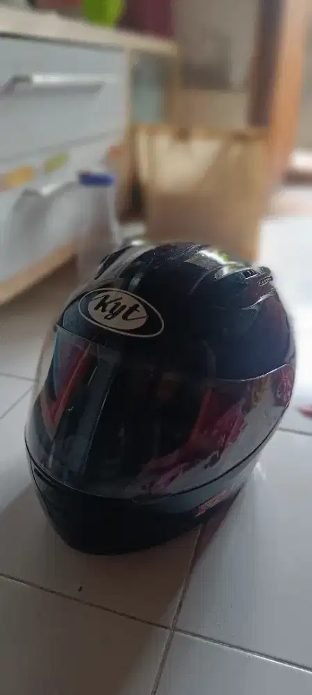 Helm Fullface KYT