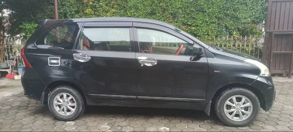 Jual murah aja, Avanza tipe G 2014