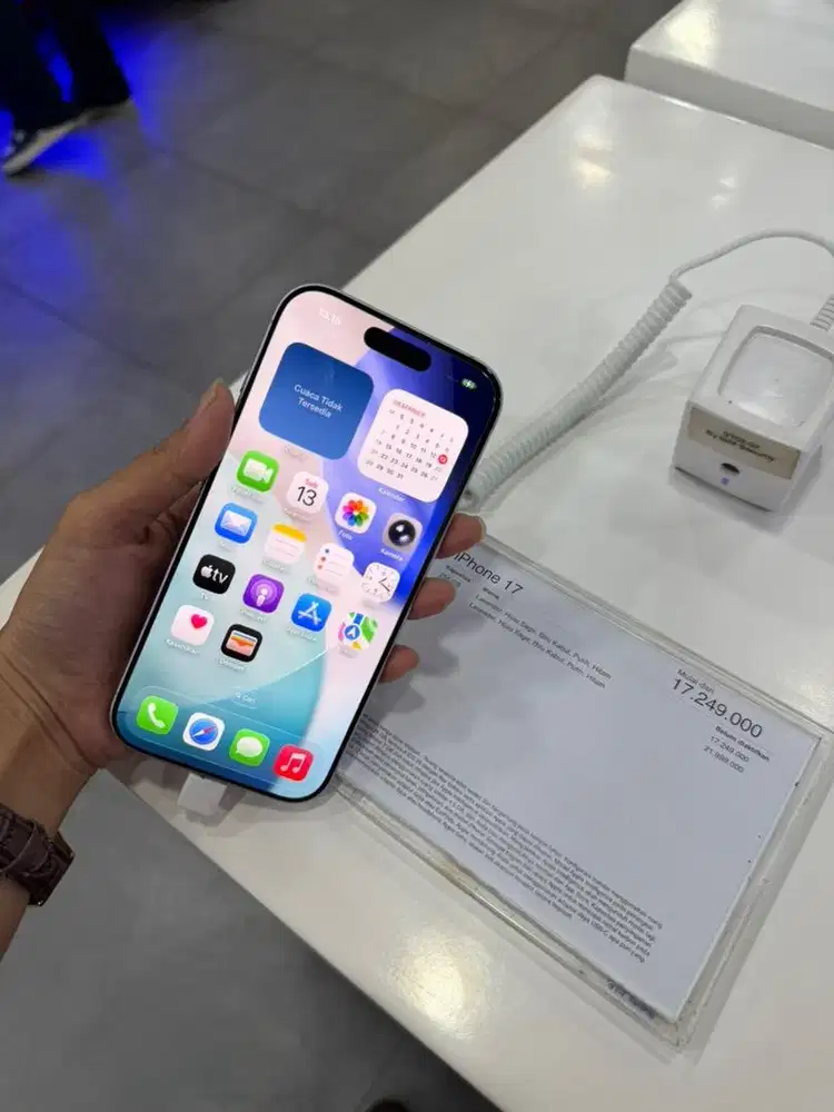 Iphone 17 biasa 256GB promo cicilan mulai 1jutaan/bulan syarat KTP