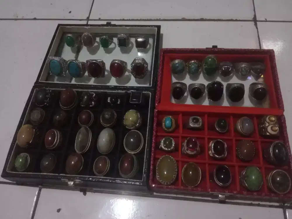 Batu akik dan liontin LAGEND