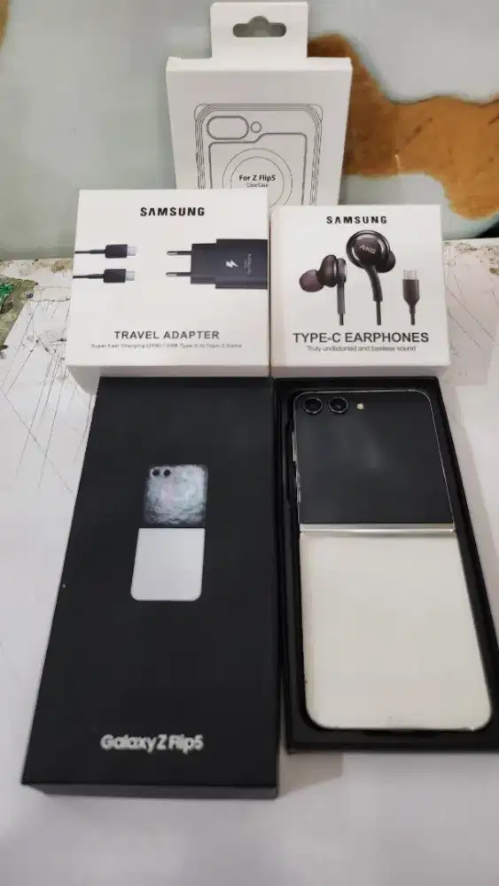 Samsung galaxy z flip 5 8/512Gb