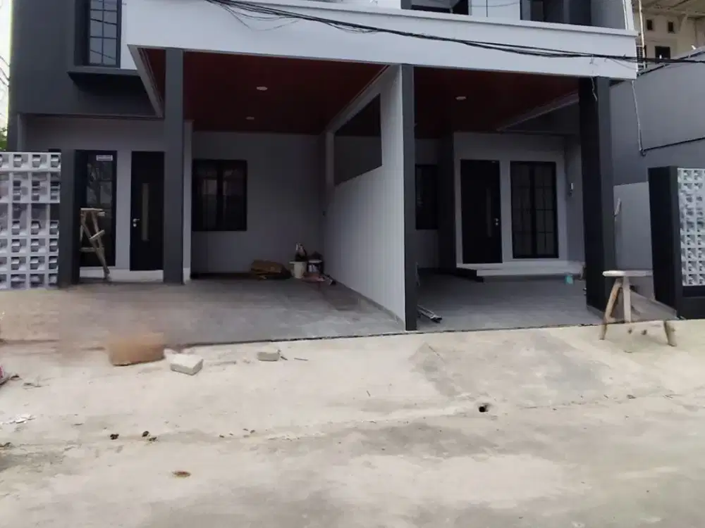 Rumah Bebas Banjir di Taman Harapan Baru Bekasi