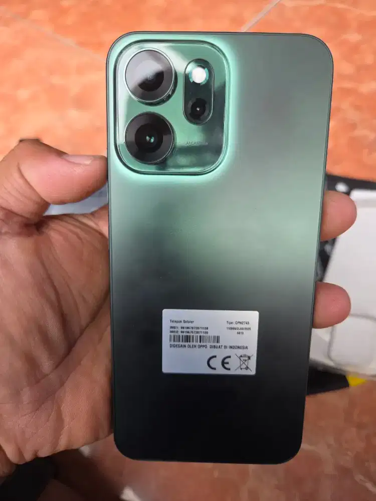Oppo Reno 14 F 5G Ram 12 (256GB)