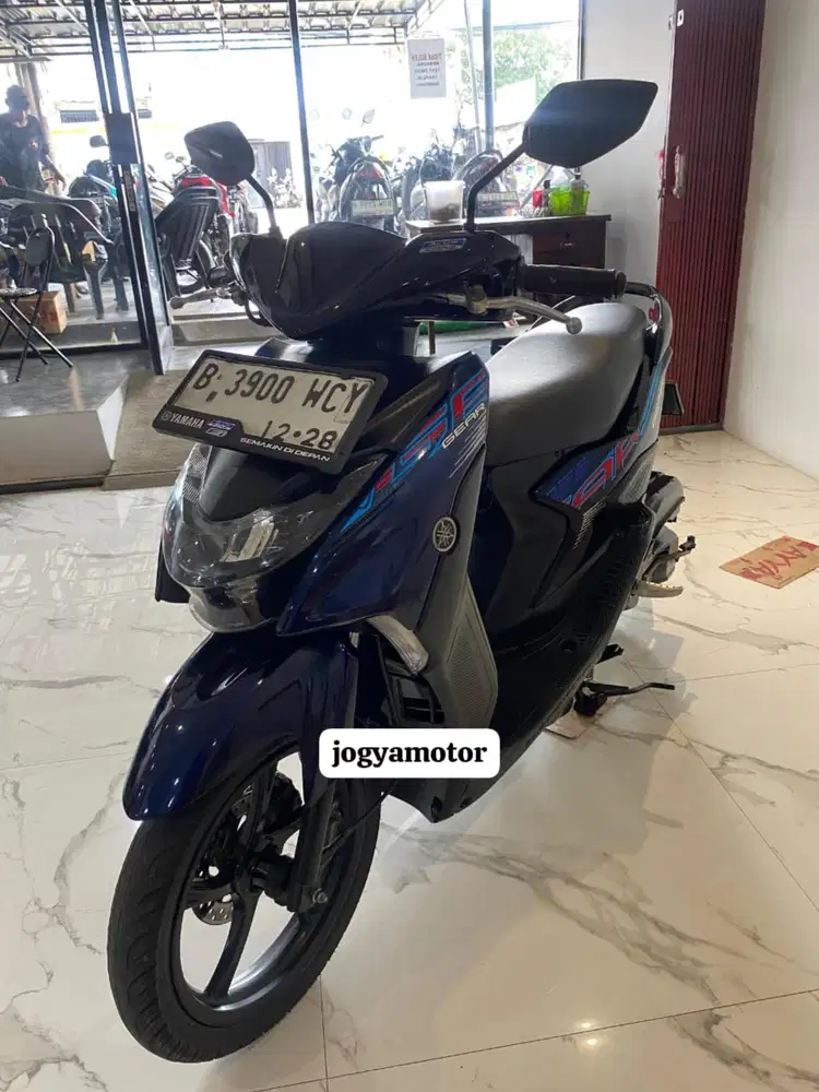 (B) Yamaha gear 125 tahun 2023 cash credit