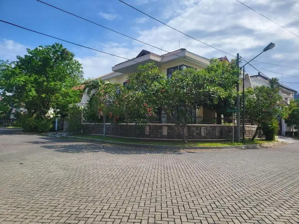 Rumah Mewah di Galaxy Bumi Permai