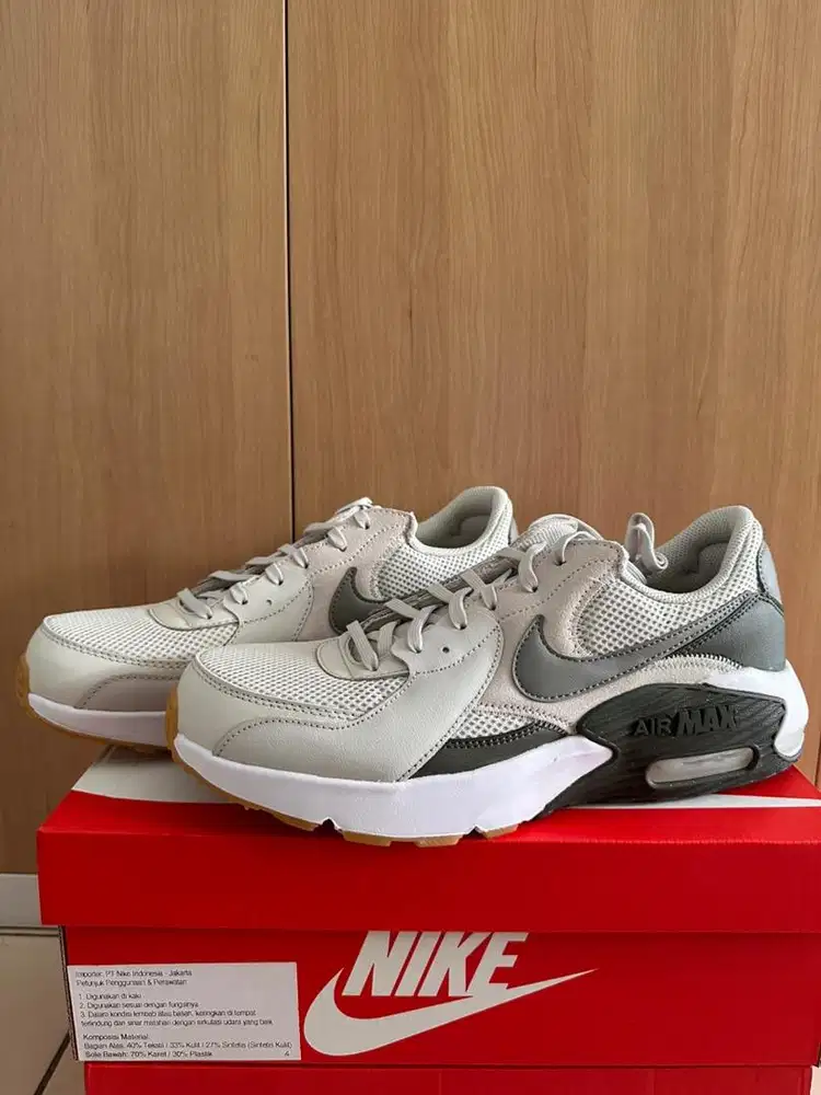 SEPATU NIKE AIR MAX EXCEE 44