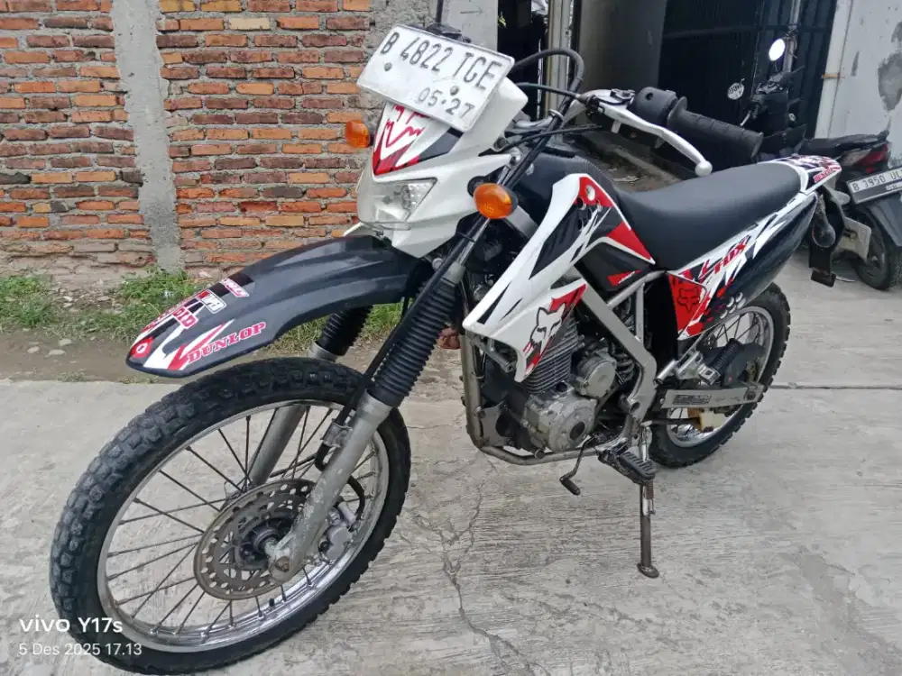 KAWASAKI KLX 150 KARBU THN 2015 PJK PANJANG