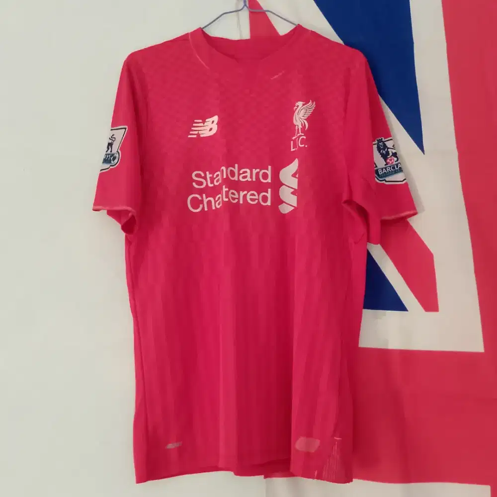 Baju Bola Jersey Original Asli Liverpool