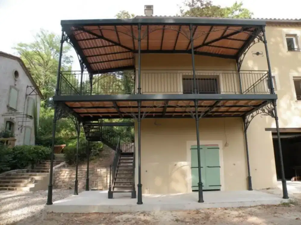 mezzanine kanopi balkon berkualitas