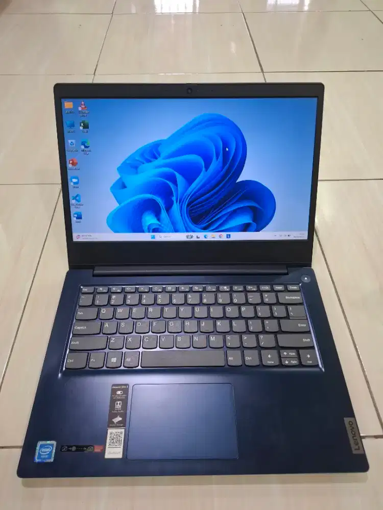 Laptop Lenovo Celeron N4020