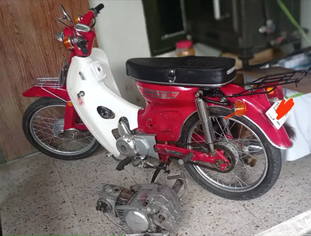 C90 1975 Asli  Lengkap