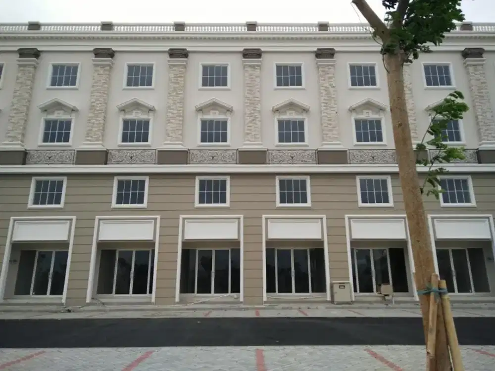 DISEWAKAN RUKAN CENTRAL BUSINESS DISTRICT (CBD) GREEN LAKE CITY