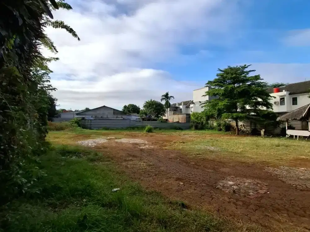 Dijual Kavling Siap Bangun - Lokasi Strategis , Cocok untuk di jadikan Cluster, Area Komersil, Sports Hub dll