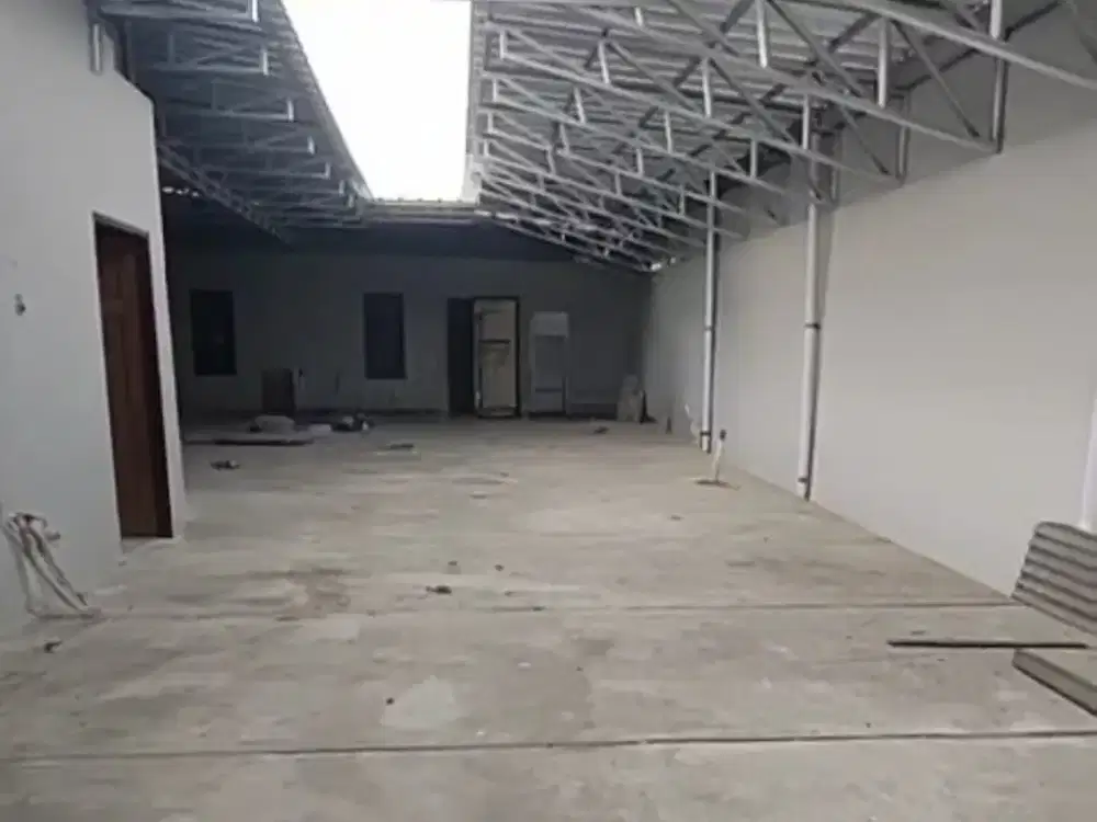 Disewakan workshop di Raya Perjuangan dekat Summarecon Bekasi