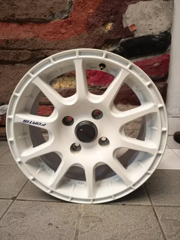 Velg Pako Racing R15 Aftermarket