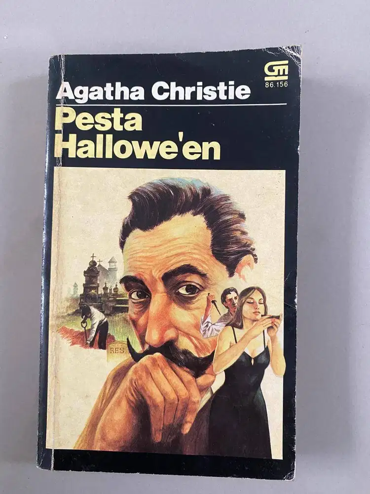 NOVEL AGATHA CHRISTIE – PESTA HALLOWEEN - GRAMEDIA – PRELOVED
