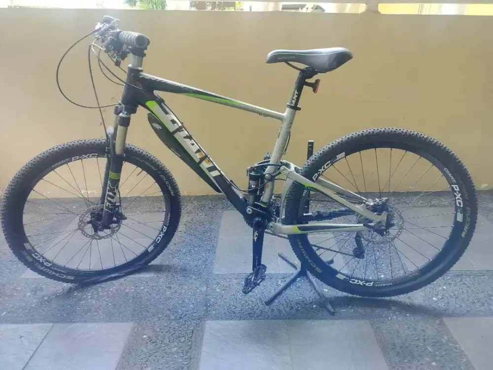 Sepeda Giant Anthem X Maestro 4.0