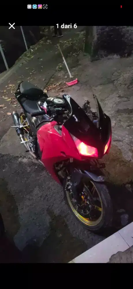 HONDA CBR 150 2015