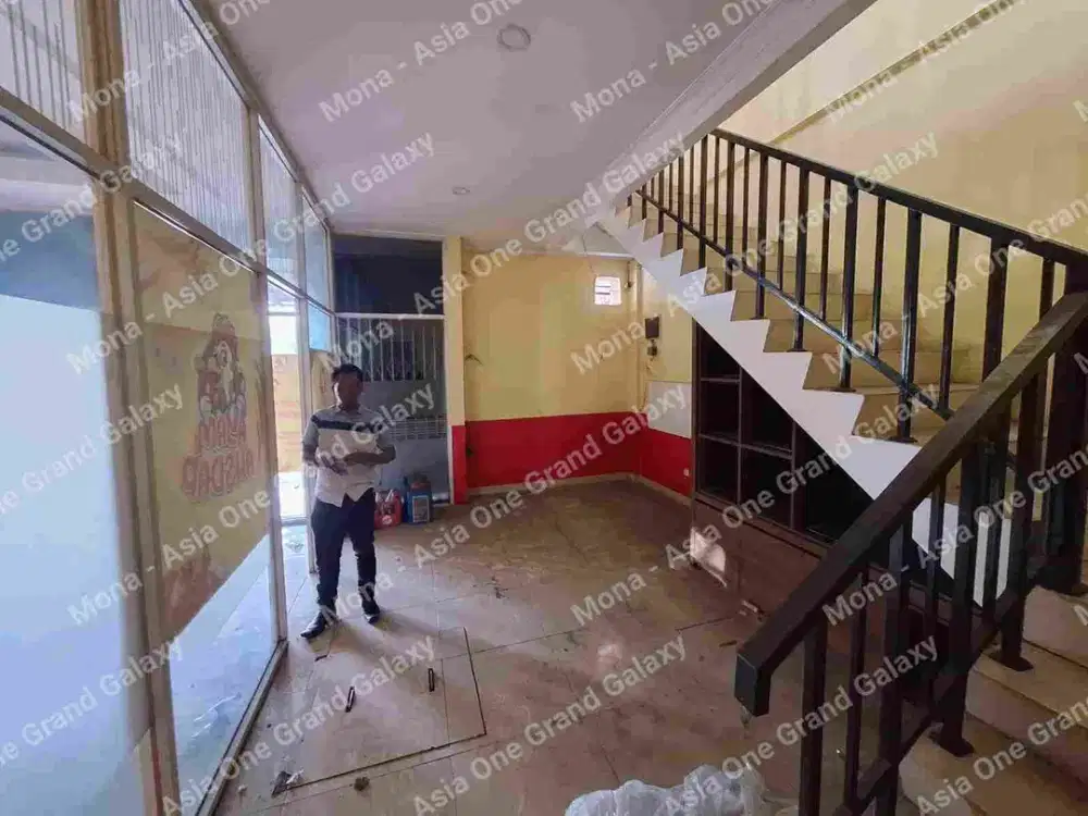 Disewakan Cepat Ruko Heliconia 3 Lantai