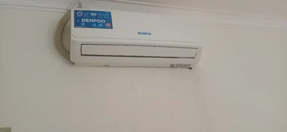 SUPER BAGUS AC DENPOO 1.5PK..original ..msh terpasang.. dingin bgt