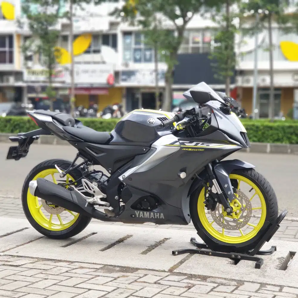 YAMAHA R15 V4 GREY 2023 KM RENDAH PAJAK PANJANG SUPER GRESS