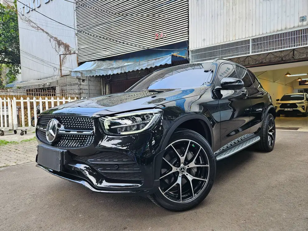 Mercedes Benz GLC200 amg line night edition MBUX 2023 nik 2022 hitam