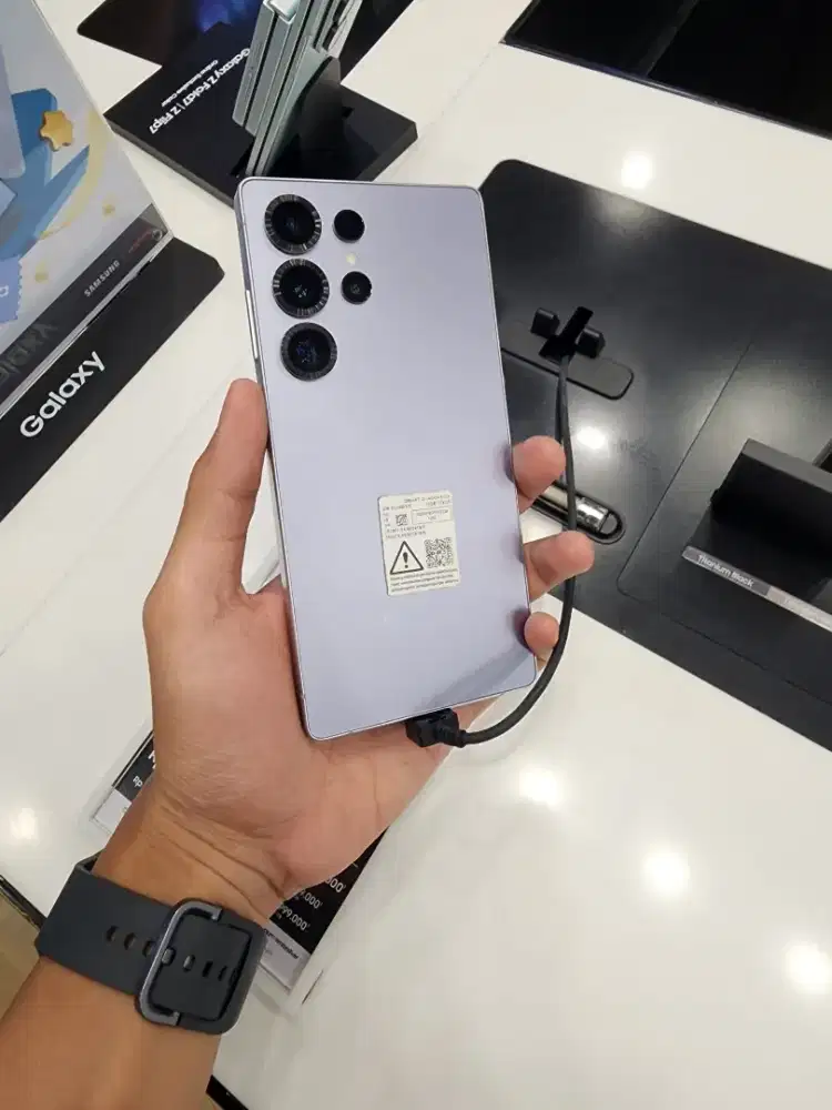 Promo weekend S25 ultra free speaker Bluetooth