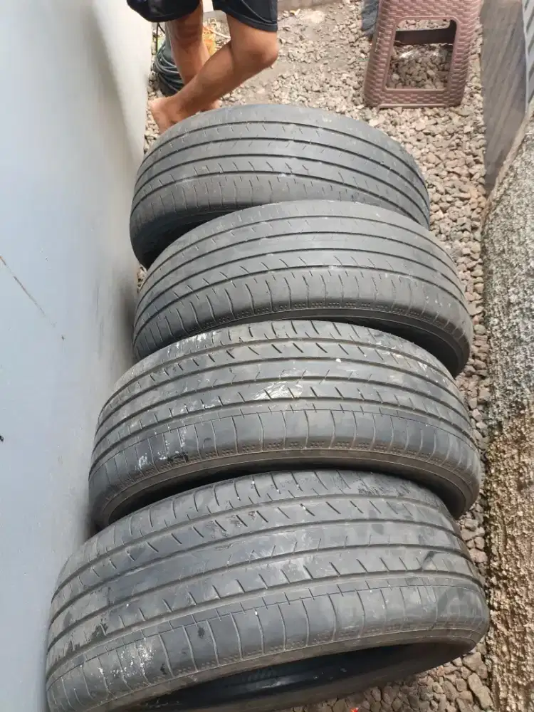 Ban mobil yokohama 205/55 R17 4pcs