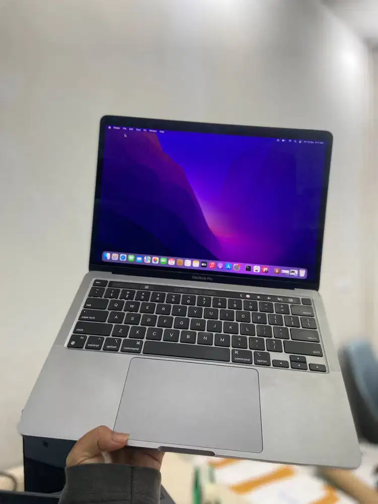 Obral Murah Apple MacBook Pro 2020 M1 Ram 16GB Layar 13,3inch N-EC