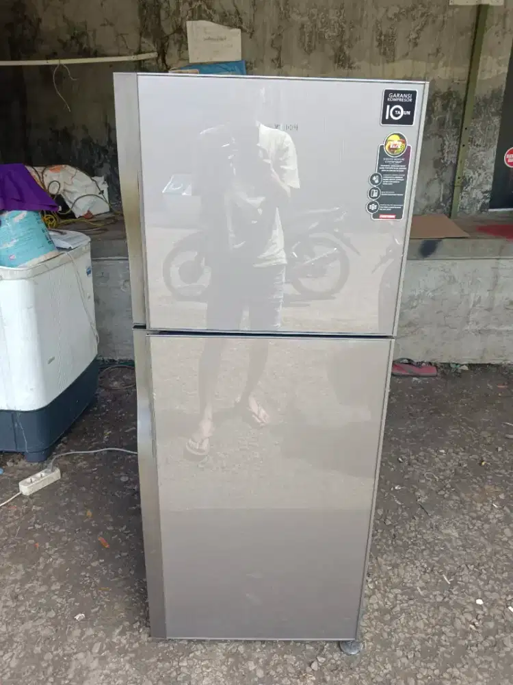 Kulkas Polytron 2 pintu normal inverter