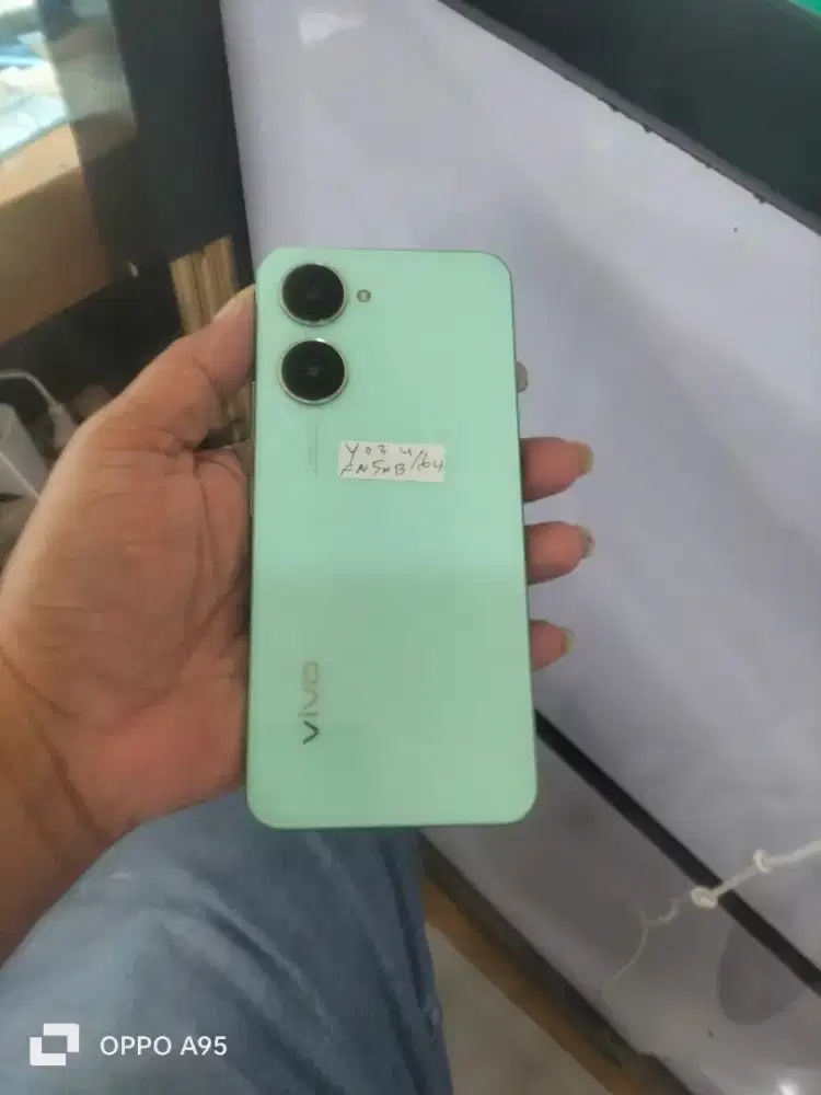 Vivo y03 ram 4 internal 64 mulus